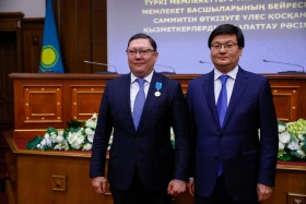 Presidential Administration Affairs Office Employees Receive State Awards - photo 9