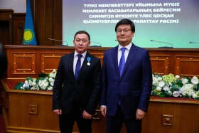 Presidential Administration Affairs Office Employees Receive State Awards - photo 20