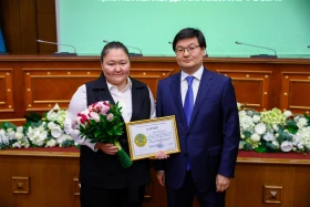 Presidential Administration Affairs Office Employees Receive State Awards - photo 47