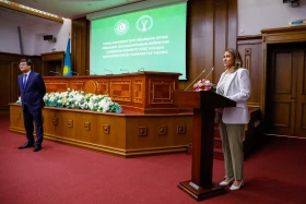 Presidential Administration Affairs Office Employees Receive State Awards - photo 50