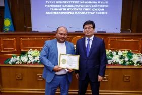 Presidential Administration Affairs Office Employees Receive State Awards - photo 48