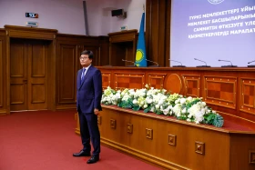 Presidential Administration Affairs Office Employees Receive State Awards - photo 21