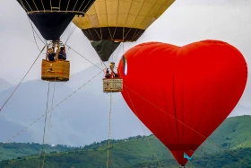 Colorful hot air balloons soar above Kazakhstan's Kaskelen - photo 4