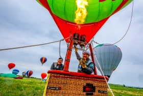 Colorful hot air balloons soar above Kazakhstan's Kaskelen - photo 5