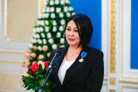 Президент бір топ медицина қызметкеріне мемлекеттік наградалар тапсырды - фото 12