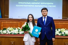 Мемлекет басшысы Президент Телерадиокешенінің қызметкерлерін марапаттады - фото 13