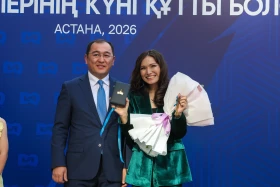 Мемлекет басшысының атынан Астанада бір топ БАҚ қызметкеріне пәтер берілді - фото 9