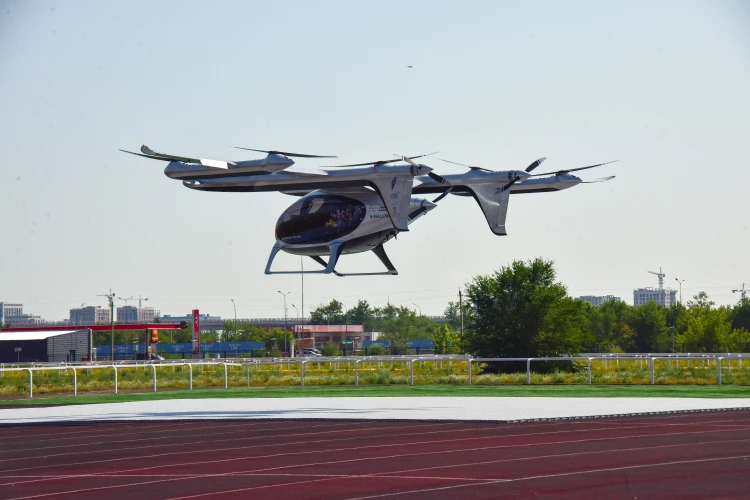 Air taxi takes first flight in Astana