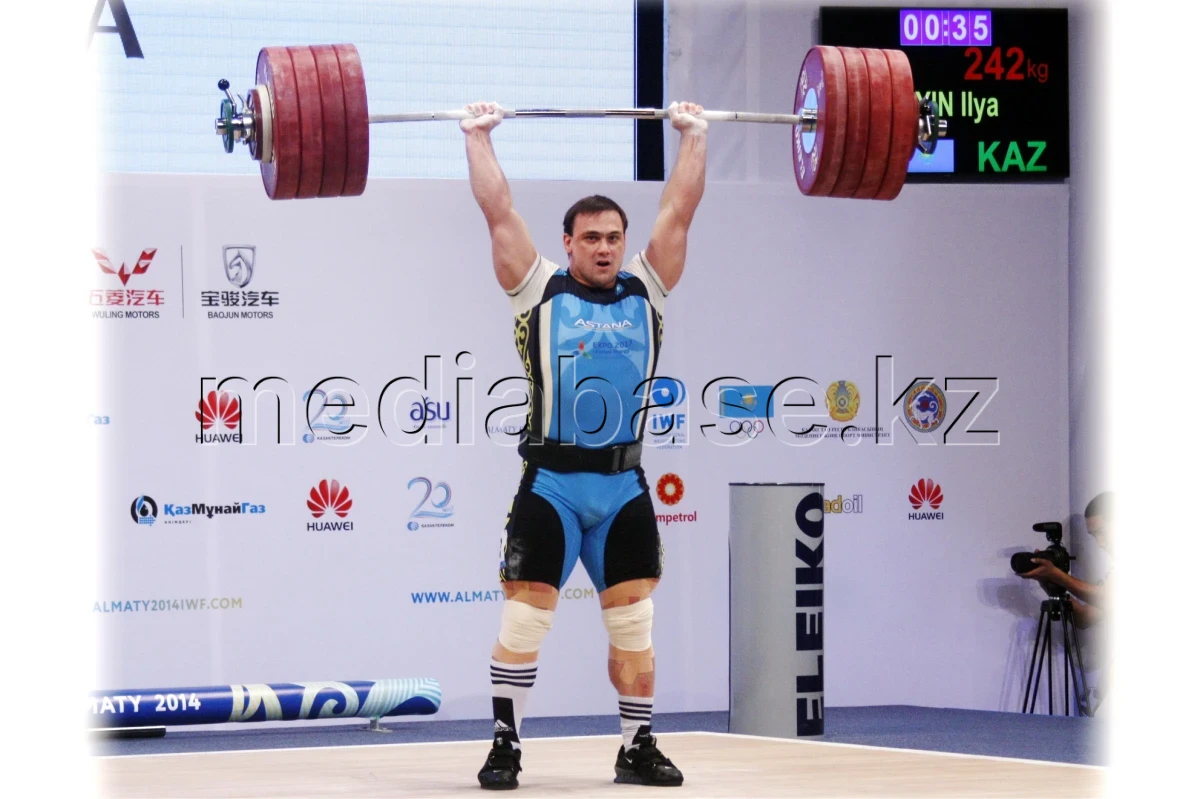 Илья Ильин төрт дүркін әлем чемпионы атанды - фото 1