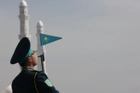 АСТАНАДАҒЫ ӘУЕ ПАРАДЫ: Әскери ұшқыштар асқан шеберлік үлгісін көрсетті - фото 9