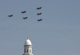 АСТАНАДАҒЫ ӘУЕ ПАРАДЫ: Әскери ұшқыштар асқан шеберлік үлгісін көрсетті - фото 18