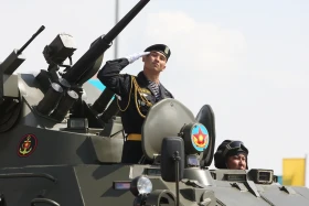 АСТАНАДАҒЫ ӘУЕ ПАРАДЫ: Әскери ұшқыштар асқан шеберлік үлгісін көрсетті - фото 26