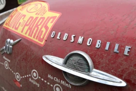 Участники международного ретро ралли Пекин-Париж посетили столицу - фото 17