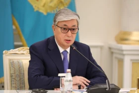 Қасым-Жомарт Тоқаев Ақордада қазақстандық және шетелдік журналистермен кездесуде - фото 2