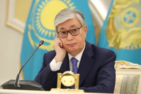 Қасым-Жомарт Тоқаев Ақордада қазақстандық және шетелдік журналистермен кездесуде - фото 4