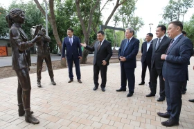 Астанада журналистер аллеясы пайда болды - фото 10