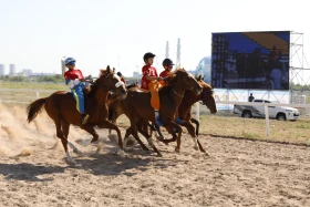 Елорданың 25 жылдығына орай бәйгеден республикалық турнир өтті - фото 4