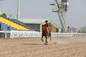 Елорданың 25 жылдығына орай бәйгеден республикалық турнир өтті - фото 8