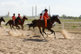 Елорданың 25 жылдығына орай бәйгеден республикалық турнир өтті - фото 21