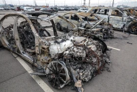 Өртке оранған автокөліктер мен Алматы әкімдігі - фото 46