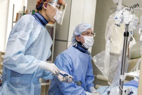 Италиялық  профессор Алматыда бірегей ота жасады - фото 8