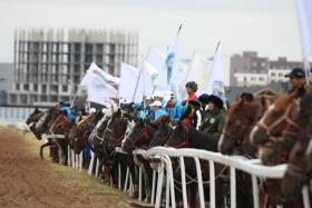 Астанада «Ұлы дала жорығы» бірегей марафон-бәйгесінің екінші маусымы басталды - фото 11