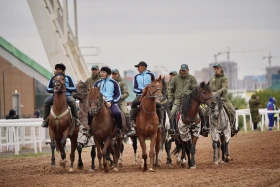 Астанада «Ұлы дала жорығы» бірегей марафон-бәйгесінің екінші маусымы басталды - фото 24