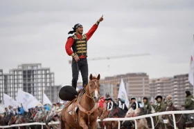 Астанада «Ұлы дала жорығы» бірегей марафон-бәйгесінің екінші маусымы басталды - фото 31