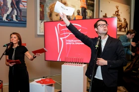 Шымкенттік мүсіншінің «Тұтылу» туындысы Санкт-Петербургте «Эрарта» сыйлығына лайық танылды - фото 6