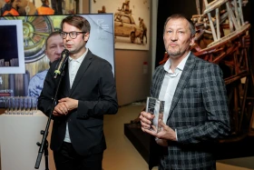 Шымкенттік мүсіншінің «Тұтылу» туындысы Санкт-Петербургте «Эрарта» сыйлығына лайық танылды - фото 12