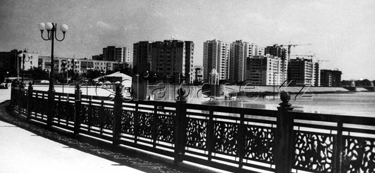 21 год назад Указом Президента РК город Акмола был объявлен столицей Республики Казахстан - фото 1