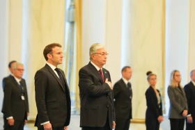 Kassym-Jomart Tokayev met with Emmanuel Macron in Akorda - photo 1