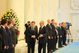 Kassym-Jomart Tokayev met with Emmanuel Macron in Akorda - photo 5