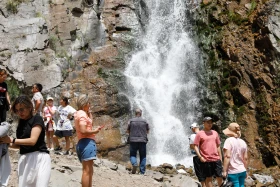 Аюлы сарқырамасы – туристерге арналған танымал орындардың бірі - фото 3