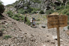 Аюлы сарқырамасы – туристерге арналған танымал орындардың бірі - фото 7