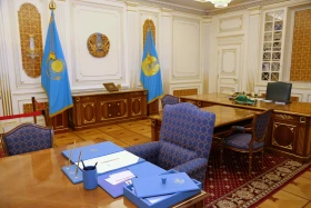 Как выглядел рабочий кабинет Нурсултана Назарбаева - фото 10