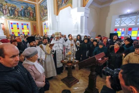 7 қаңтарда Алматыдағы Вознесенский соборында діни іс-шара өтті - фото 8