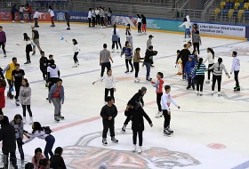 Алматыда “Youth-2019”  конькимен жаппай сырғанау - фото 3