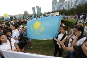 Олимпиада чемпиондары мен жүлдегерлері Астана көшелерімен жүріп өтті - фото 12