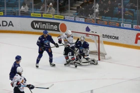 ҚХЛ: "Барыс" - "Металлург" - фото 5