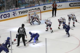 ҚХЛ: "Барыс" - "Металлург" - фото 15