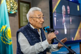 «Абызға айналған Асанәлі» көрмесі - фото 10