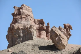 Шарын каньонындағы қорғандар аңғары: табиғат – тамаша сәулетші - фото 13