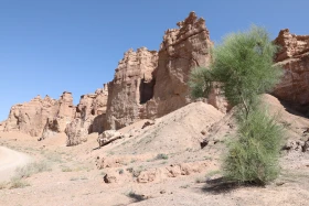 Шарын каньонындағы қорғандар аңғары: табиғат – тамаша сәулетші - фото 27