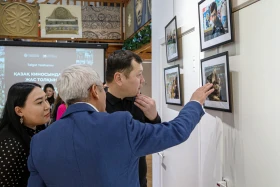 Талғат Тайшановтың Астанадағы көрмесінде қазақ киносы ұсынылды - фото 11