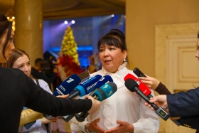 Президент балаларды Жаңа жыл мерекесімен құттықтады - фото 9