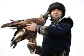 Қазақстан мен Моңғолия бүркітшілері шеберлік байқасты - фото 12