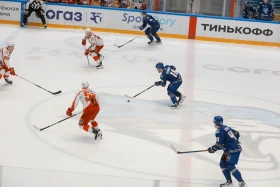 Хоккей: ҚХЛ «Барыс» - «Автомобилист» - фото 4