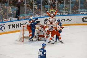 Хоккей: ҚХЛ «Барыс» - «Автомобилист» - фото 13