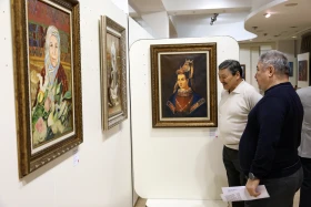 Астанадағы көрмеде әлемнің ұлы әйелдері қазақ суретшілерінің көзімен  таныстырылды - фото 14